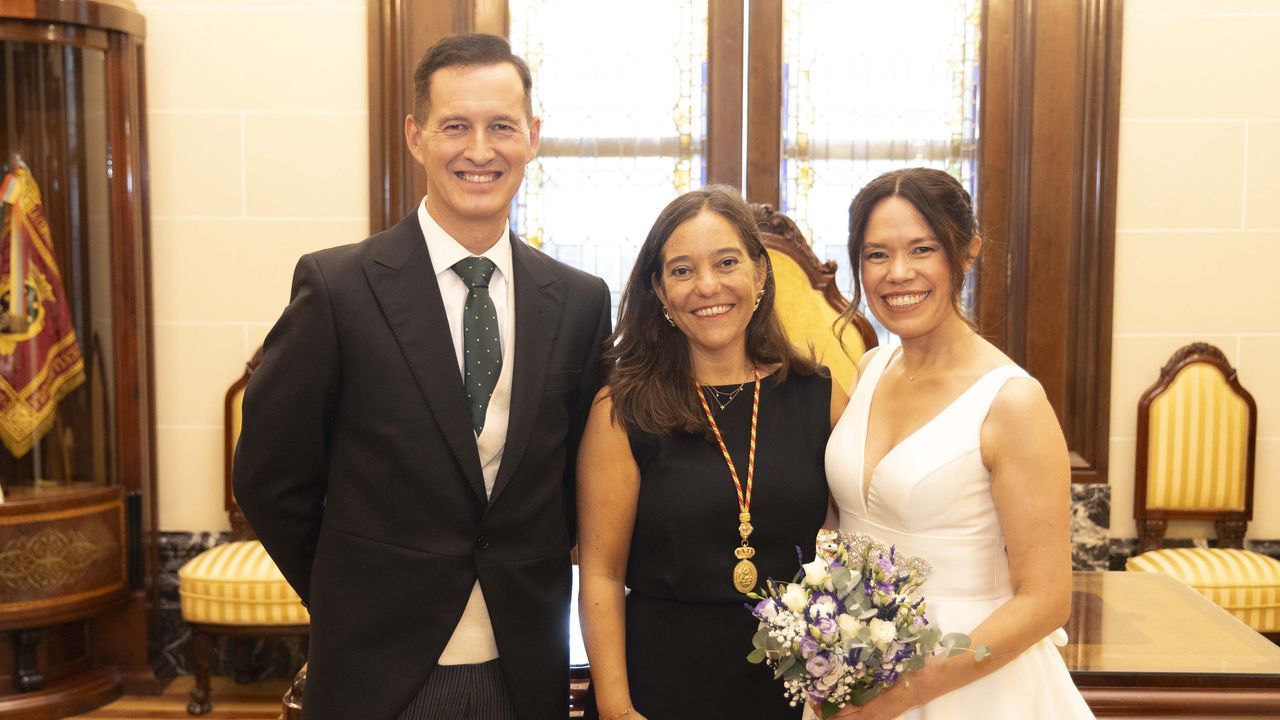 La boda de Grazielle y Mario fue perfecta gracias a la radio