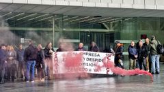 Una protesta sindical bombardea con canciones de �heavy metal� la Cidade da Xustiza de Vigo