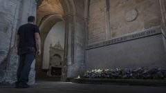 Pante�n de Galegos Ilustres en San Domingos de Bonaval.