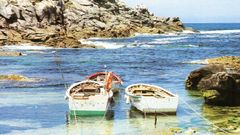 Porto Nadelas foi perdendo actividade e os barcos novos foron para Ribeira e Porto do Son.