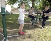 En el parque de As Gaviotas ya se han instalado los aparatos. 