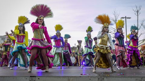 Gran concurso de disfraces y comparsas en Porto do Son