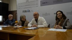 Presentaci�n de la exposici�n 'Ferrol no pasado'. De izquierda a derecha, Guillermo Llorca, Nona In�s Vilari�o, Jos� Antonio Ponte Far y Esperanza Pi�eiro.