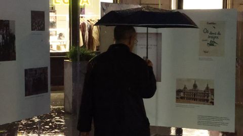 Exposición «Castalao na Coruña», en la plaza de Lugo.