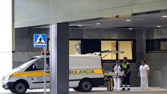 Foto de archivo de una ambulancia 