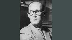 Carlos Drummond de Andrade.