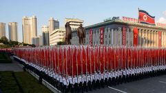 Espectacular desfile militar en Corea del Norte