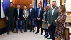  El presidente del Principado de Asturias, Adri�n Barb�n (2d), se reuni� hoy con responsables de Foro en la ronda de contactos para elaborar los presupuestos regionales de 2020.