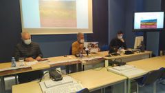 El concejal de Cultura, Jos� Luis Rivera (izquierda) y el alcalde Julio �lvarez (centro) durante la presentaci�n de la revista