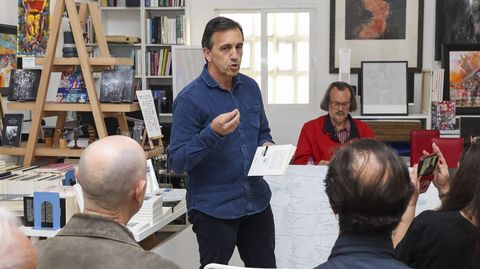 Sande, na presentaci&oacute;n de &laquo;Brinde e desespero&raquo; en Espiral Maior Foro 