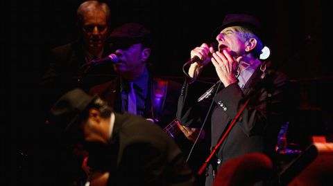 Cohen en su actuaci�n en el auditorio de Castrelos
