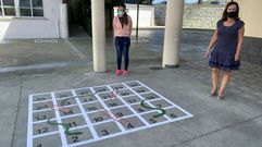 La directiva del ANPA del CEIP Otero Pedrayo pint� juegos en el patio para los ni�os