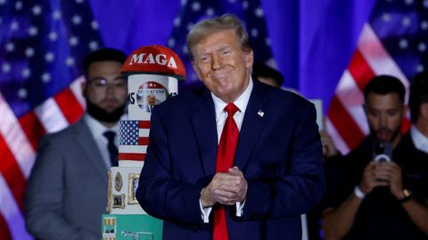 Trump, durante la celebraci�n de su 78 cumplea�os