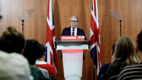 Starmer, en una rueda de prensa en el Parlamento de Westminster.