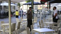 Las terrazas de Divina Pastora, en A Milagrosa, vacias durante la tarde de ayer