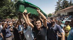 El atentado que convirti� �una boda en un lugar de luto�