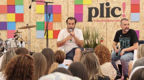 Pedro Feijoo, na súa intervención na Praza dos Libros de Carballo