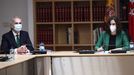 El consejero de Sanidad madrileño, Enrique Ruiz Escudero, y la presidenta de la comunidad, Isabel Díaz Ayuso