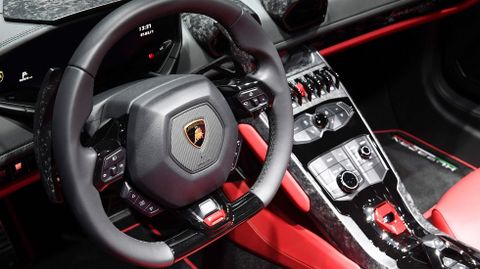Interior del Lamborghini Huracan