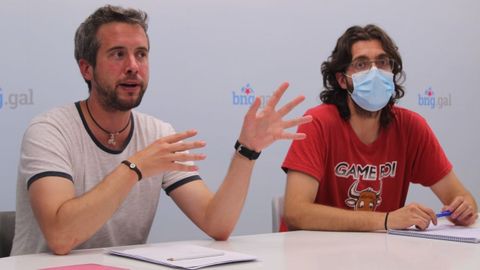 Rubén Arroxo y Felipe Rivas, durante la asamblea del BNG