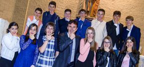 Jorge Mira, en el centro, con los confirmados. 