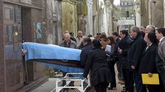 Un juez exhuma el cuerpo de Fangio por dos demandas de paternidad