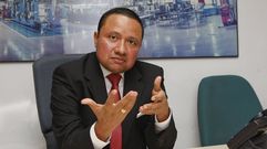 C�sar Augusto Londo�o Ayala, abogado colombiano que lleva el caso del carball�s Jos� Mato por la supuesta compra de un beb�