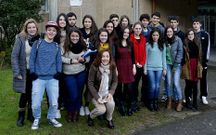 Imagen del grupo de estudiantes que visitar� el Europarlamento.