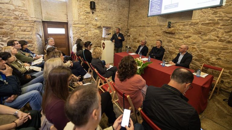 Jornada de ma&ntilde;ana en la sede de la Fundaci&oacute;n Pondal, Ponteceso 