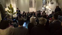 Pasadas las tres de la madrugada del 13 de diciembre, el ministro de Pesca Luis Planas y su equipo informaban en Bruselas a representantes de la flota sobre los acuerdos de los Veintisiete para las cuotas del 2026 y, en algunas especies, de uno o dos aos siguientes