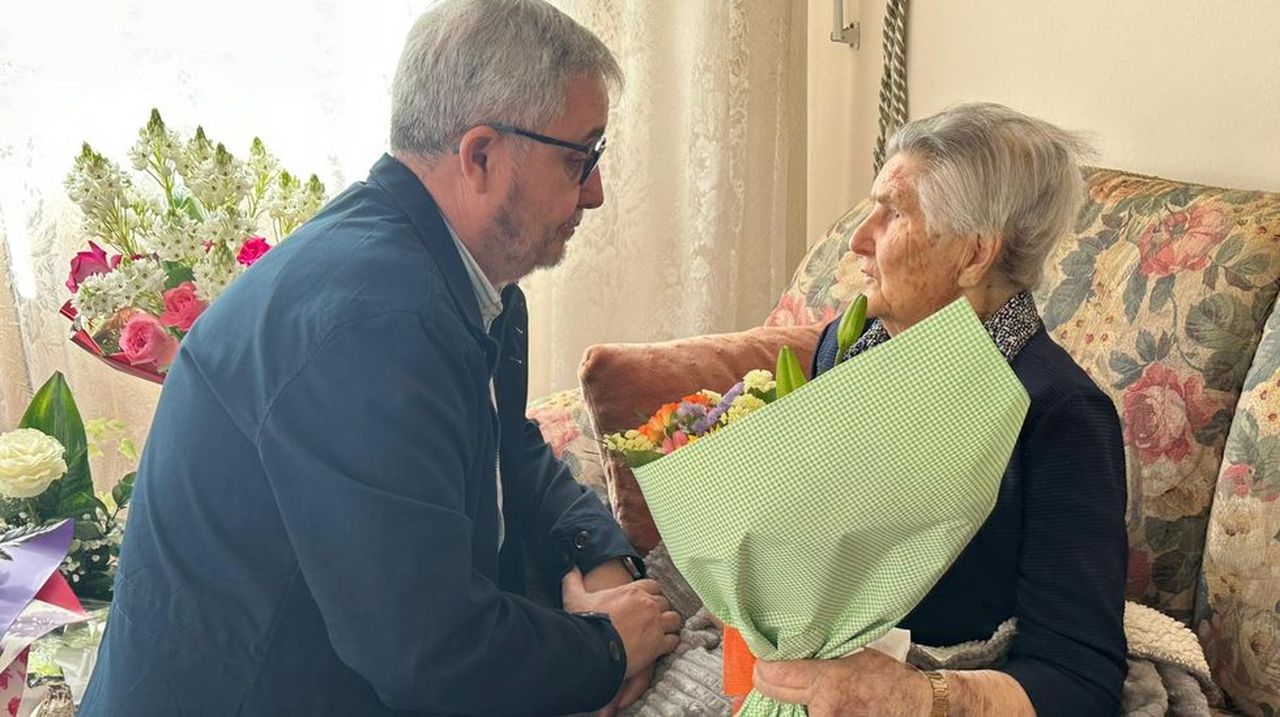 Carmen Vázquez cumple los 104 años en Ames