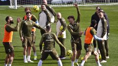 Javi Rodr�guez, en un juego en el entrenamiento, puede ser el �nico habitual en defensa.