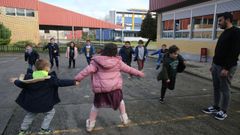 Vilagarc�a celebra el campamento urbano de Navidad en el colegio Arealonga