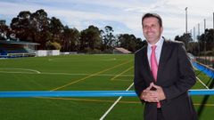 Romero subli�a o impulso � actividade deportiva con obras como a realizada no campo de f�tbol da Mina.