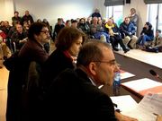 El sal�n de plenos de Mi�o estuvo totalmente abarrotado.