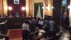 Tension en el pleno de�Ourense