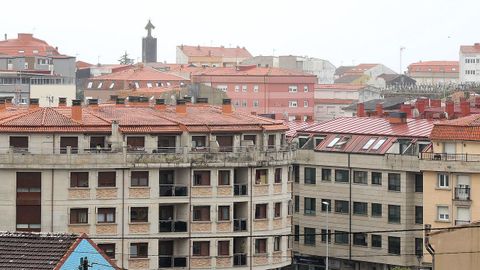 Ribeira cuenta con 30.410 bienes inmuebles entre viviendas, naves y otras propiedades.