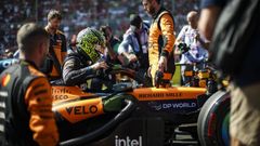 La escuder�a de McLaren luce el logotipo de la marca de bolsas de nicotina Velo en sus laterales