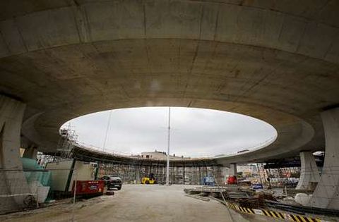 Imagen del estado de las obras en el segundo nivel de la glorieta de Sab�n. 