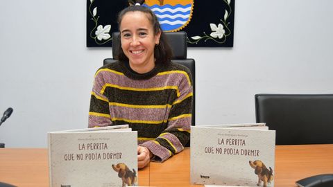 Irene Dom�nguez Manteiga present� en el Concello de Abegondo el cuento �La perrita que no pod�a dormir�
