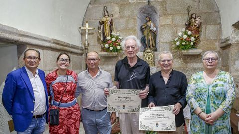 Alfonso Costa y Xosé Luis Veiras Manteiga ya son hijos adoptivos de Camboño