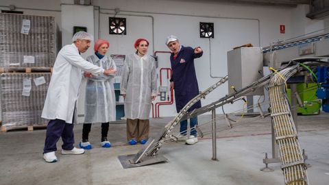 Visita a la conservera Orbe en el pol�gono de A Reigosa en Pontecaldelas.