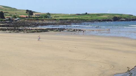 Playa de Bañugues