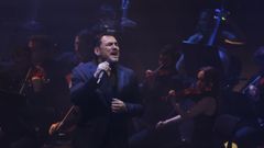 Ismael Serrano repas� algunos de sus �xitos acompa�ado por la Orquesta Gaos