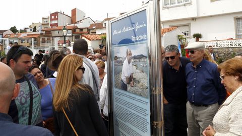 ACTO DEL HOMENAJE A PLACIDO BETANZOS EN EL QUE BAUTIZOCON SU NOMBRE EL PASEO MARITIMO DE PALMEIRA