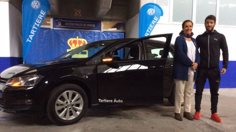 Nando recibe su coche