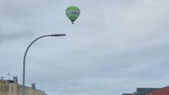 El globo aerosttico visto desde la calle Morn a primera hora de la maana de este viernes