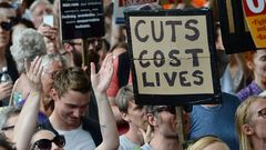 Los vecinos de la torre incendiada en Londres piden justicia