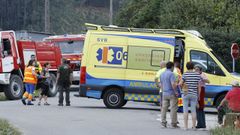 Ambulancia del 061 desplazada a Barreiros, a una zona prxima al incendio forestal