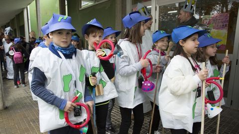 Presentaci�n de la Mikaeli�a y del bus de la Mikaela en Bu�o